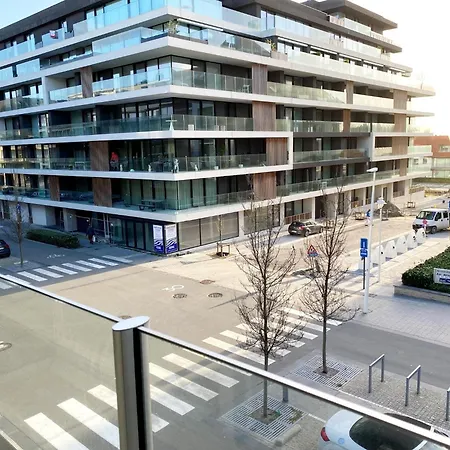 In Near The Beach, Cleaning Included * Nieuwpoort