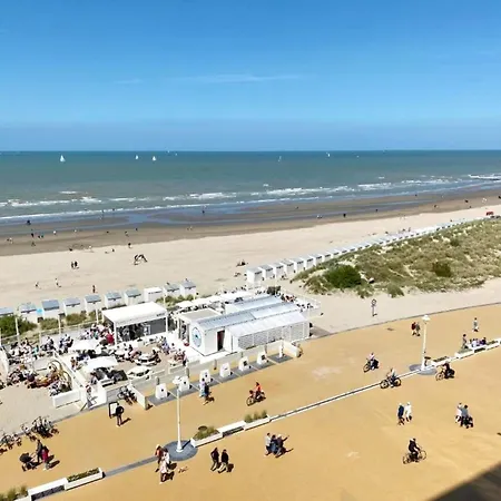 In Near The Beach, Cleaning Included Nieuwpoort