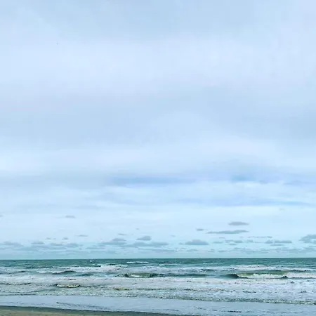 In Near The Beach, Cleaning Included Nieuwpoort